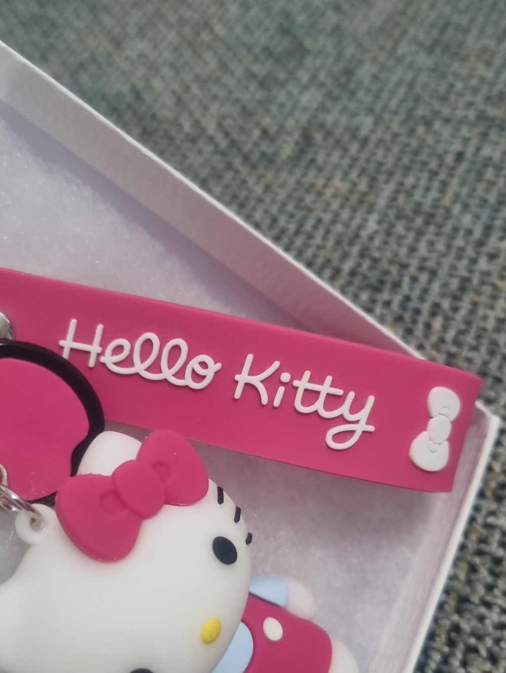 SANRIO Hello Kitty or Kuromi Keychain Pick One - Picture 4 of 11